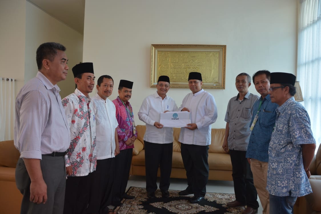 PDAM Tirtanadi Sumut Bagikan 8.500 Handuk Untuk Calon Haji