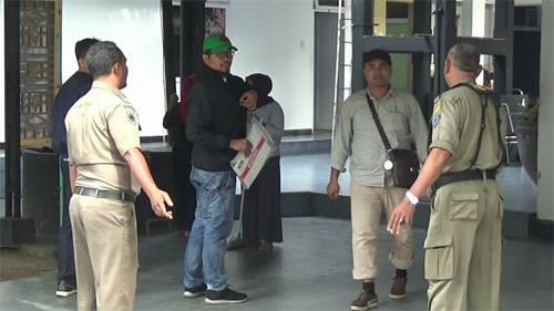 KPK Langsung Segel Rumah Dinas Panggonal, Ruang Kerja dan Kantor Dinas PU