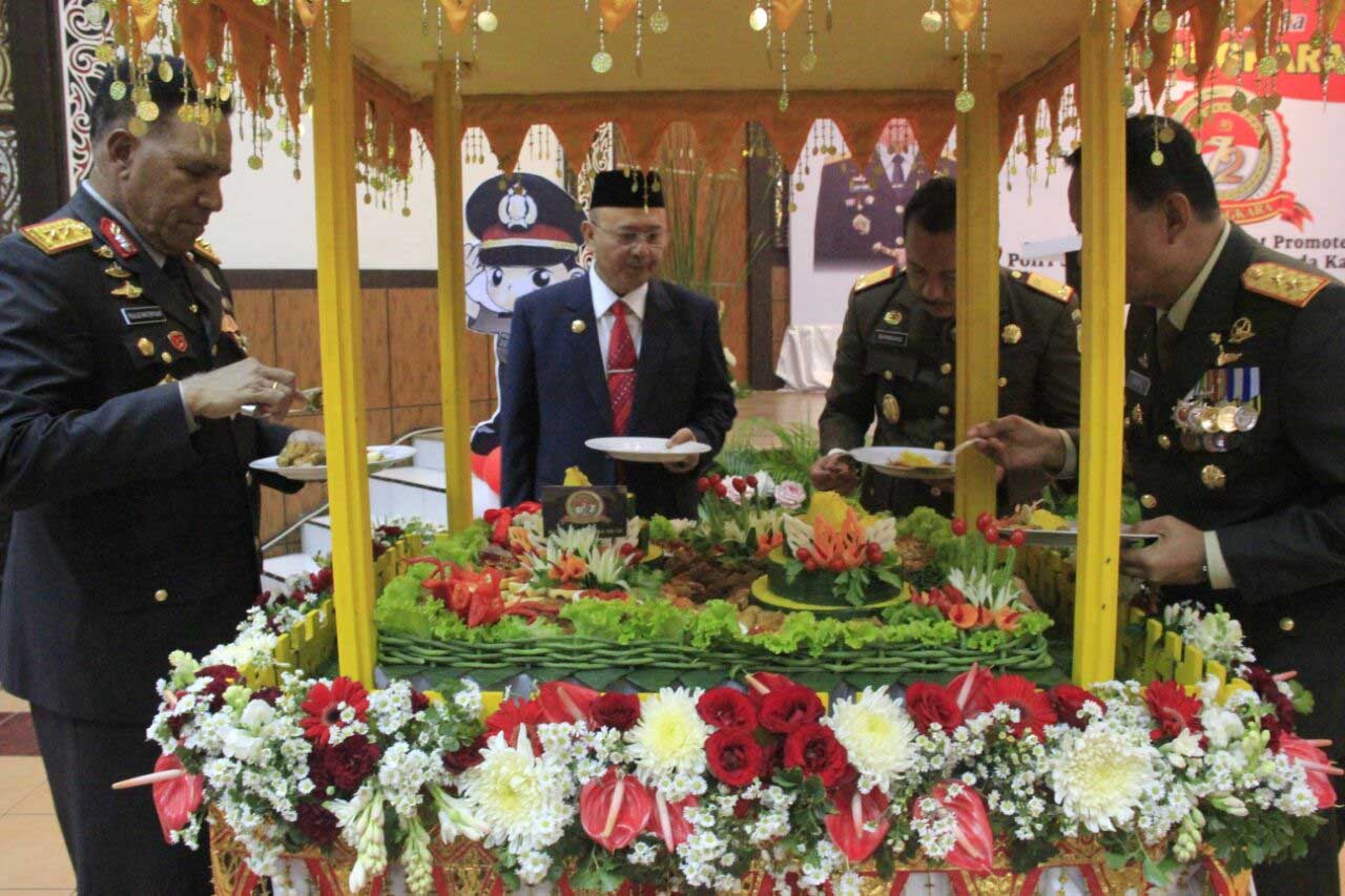 Wali Kota Hadiri Upacara & Syukuran Hari Bhayangkara di Mapolda Sumut