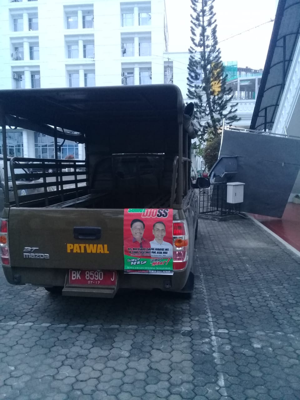 Mobil Patwal Satpol PP Berstiker Djoss, Pj Gubsu Harus Tindak Tegas