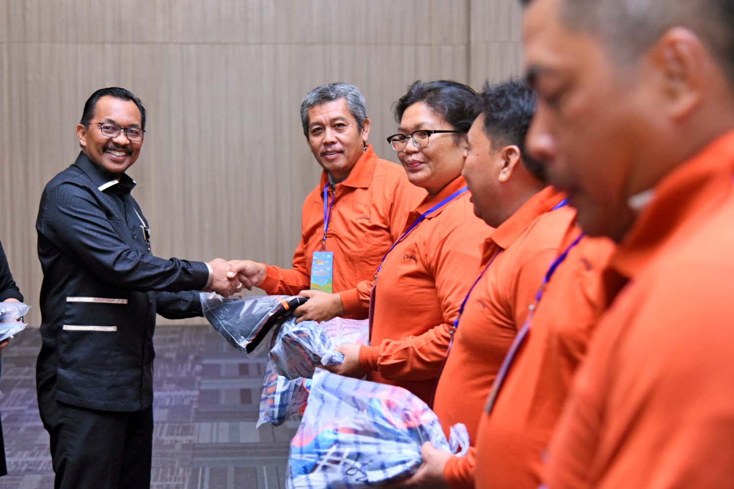 Wartawan - Biro Humas Agar Sinerji dan Kompak