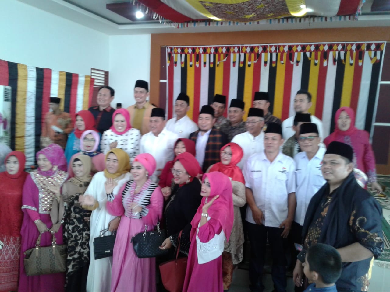 Semoga Edy- Ijeck Pemimpin yang Bermartabat