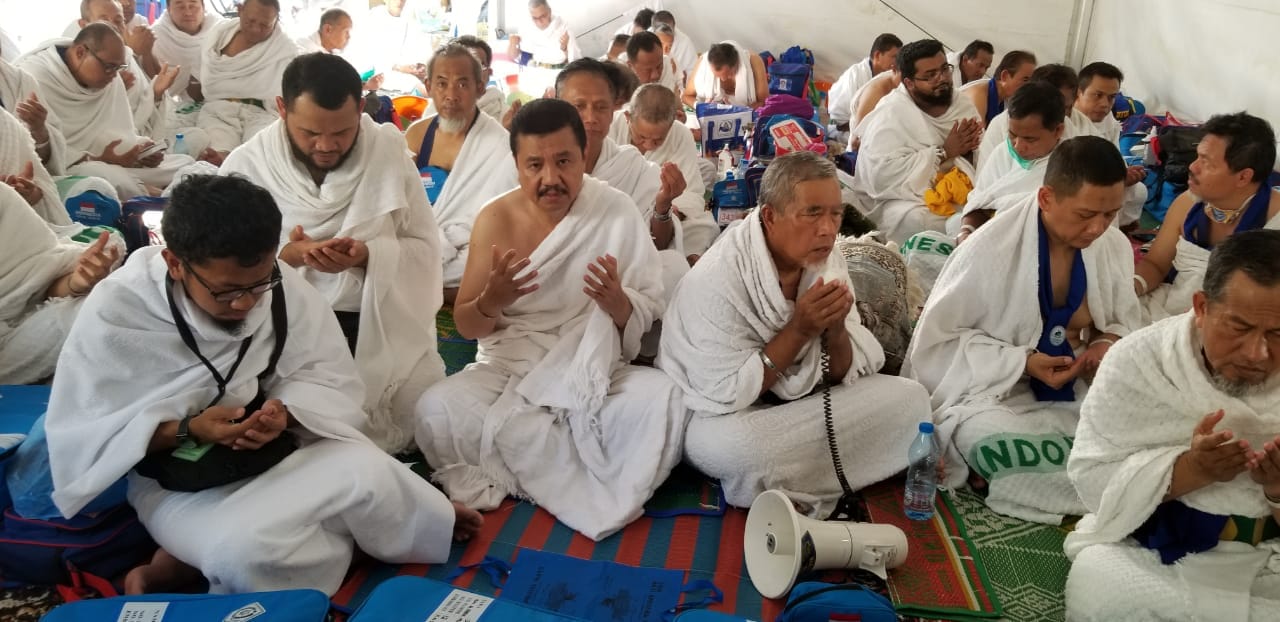Walau Ada Badai, Jamaah Haji Sumut Tetap Semangat