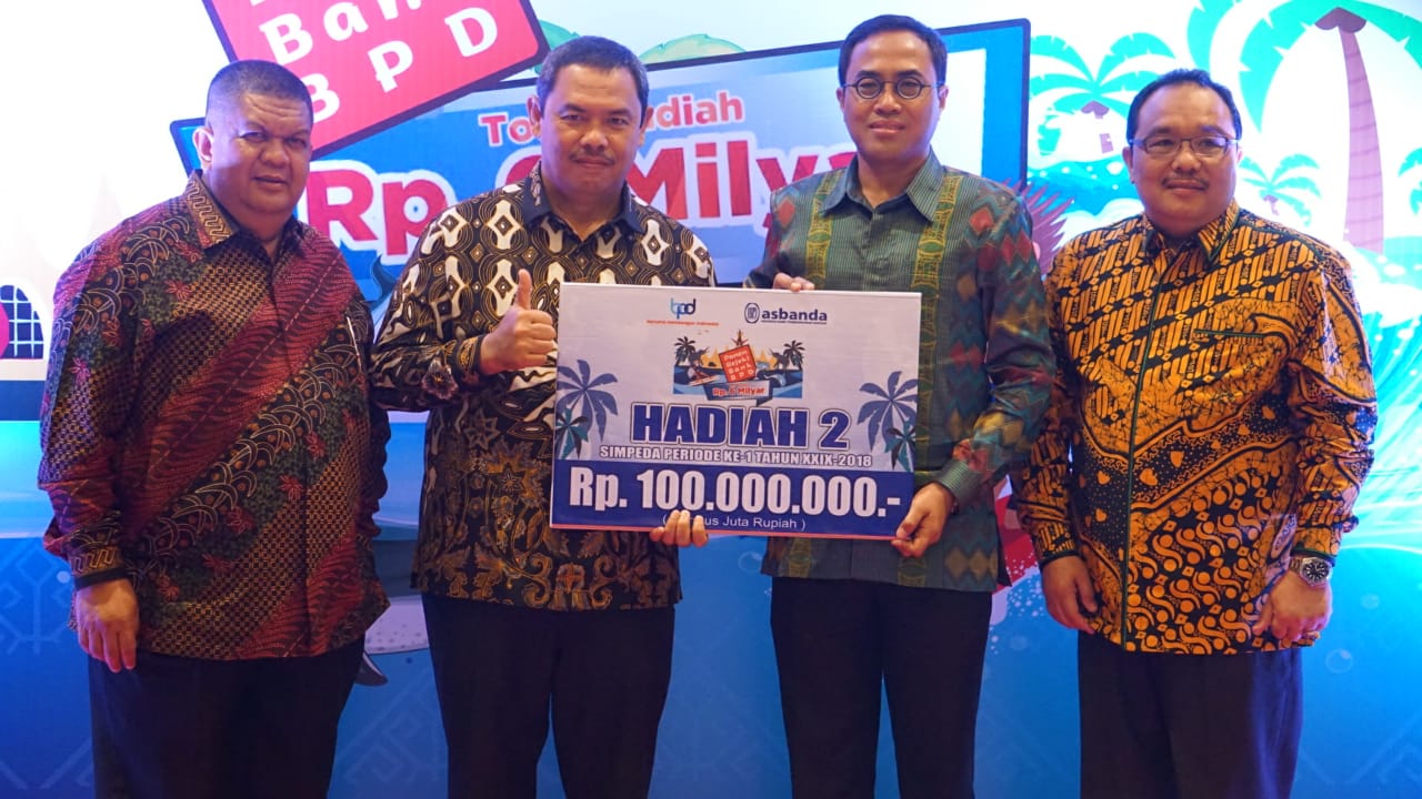 Nasabah Bank Sumut Raih Rp 100 Juta