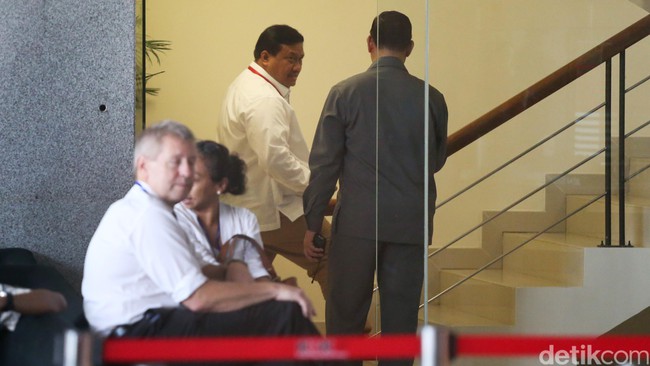 KPK Periksa H Buyung, Termasuk Ketum PPP Rommy