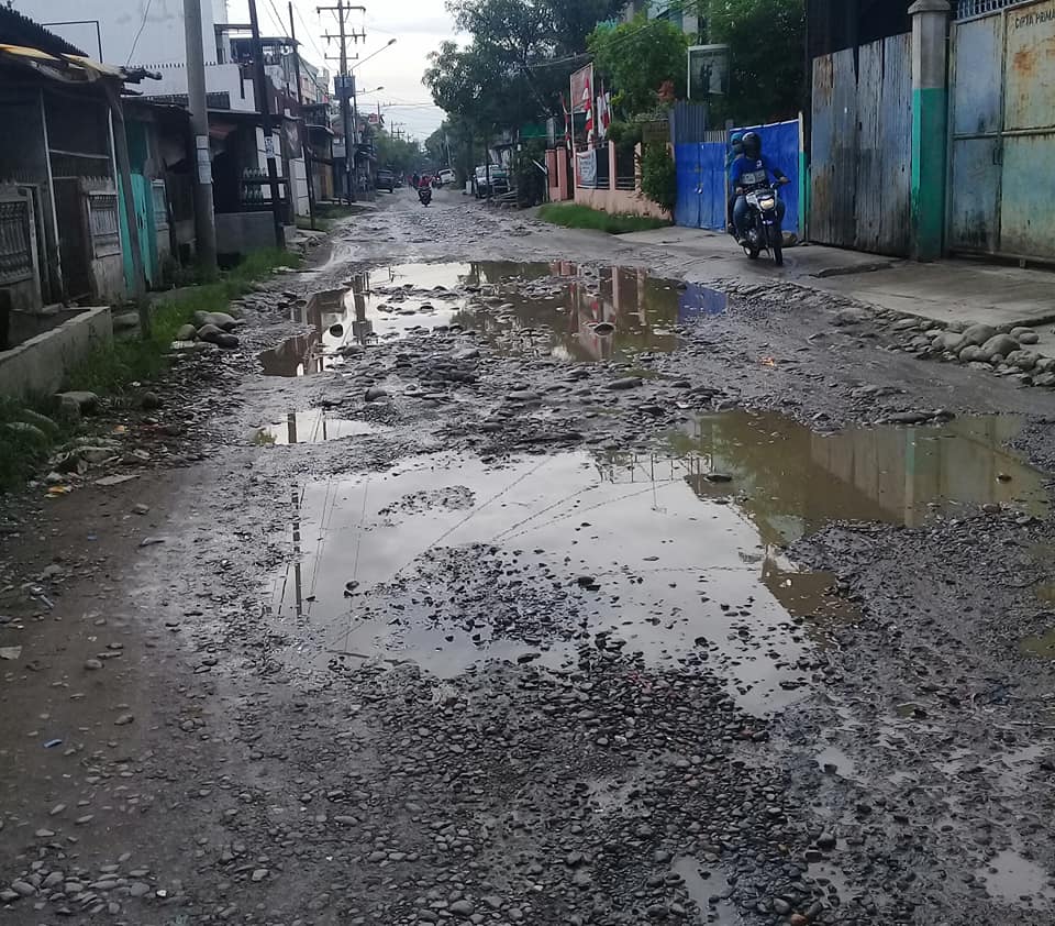 Jalan Mustika Rusak Parah, Ini Kondisinya