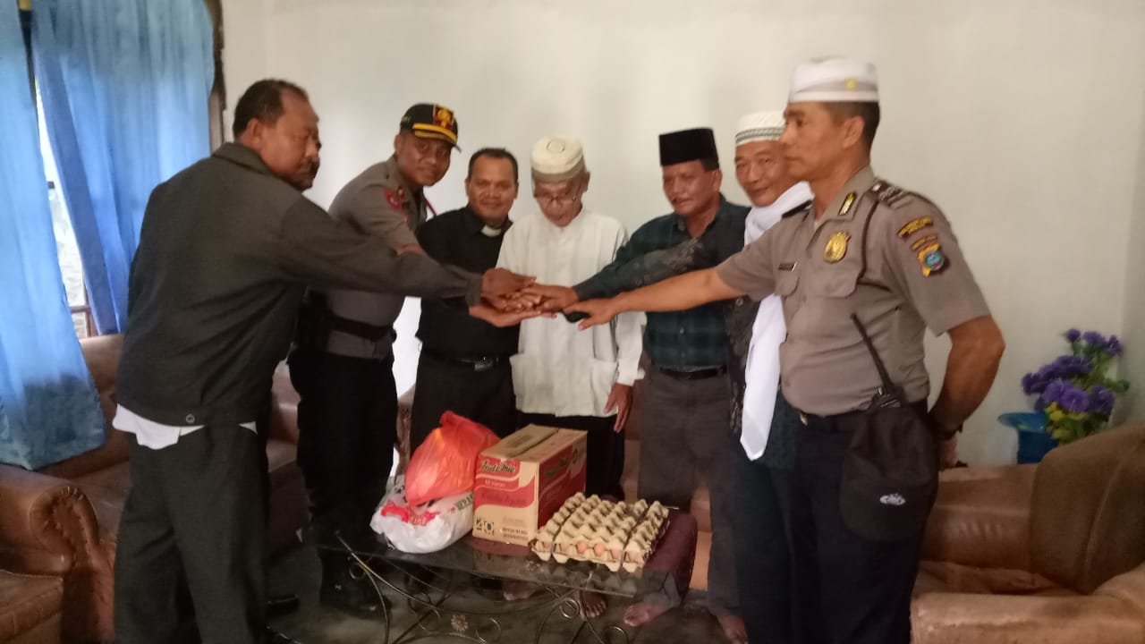 Jalin Silaturahmi Antar Umat Beragama, Polsek Pancur Batu Prakarsai Pemberian Tali Asih