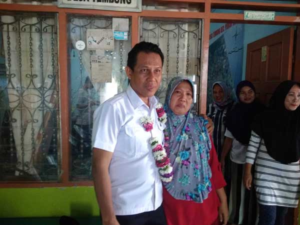 Isak Tangis Bahagia Iringi Kemenangan Misman di Pilkades Tembung