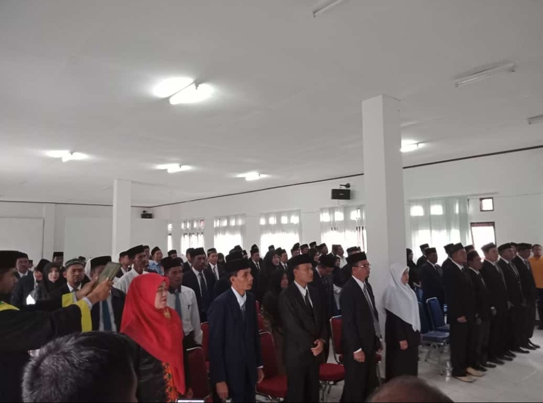 79 Kepsek dan Pengawas Dinas Pendidikan di Lantik