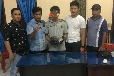 Hantar Ganja Lewat Tembok Lapas, Sobar Diborgol