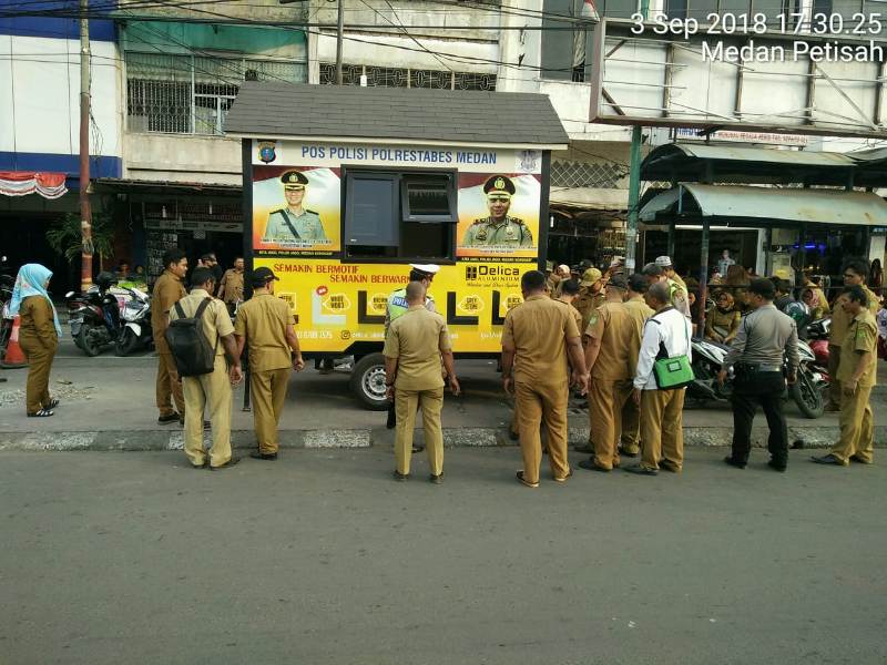 Tertibkan PKL Polsek Medan Baru Tempatkan Pos Polisi Berjalan