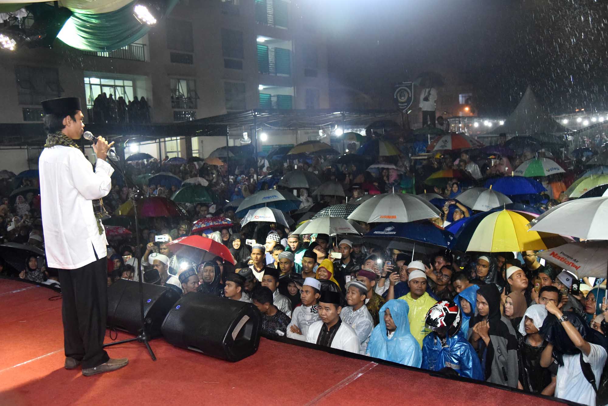 Wagub Musa Rajekshah: Ustadz Abdul Somad Membawa Keberkahan di Sumut Â 