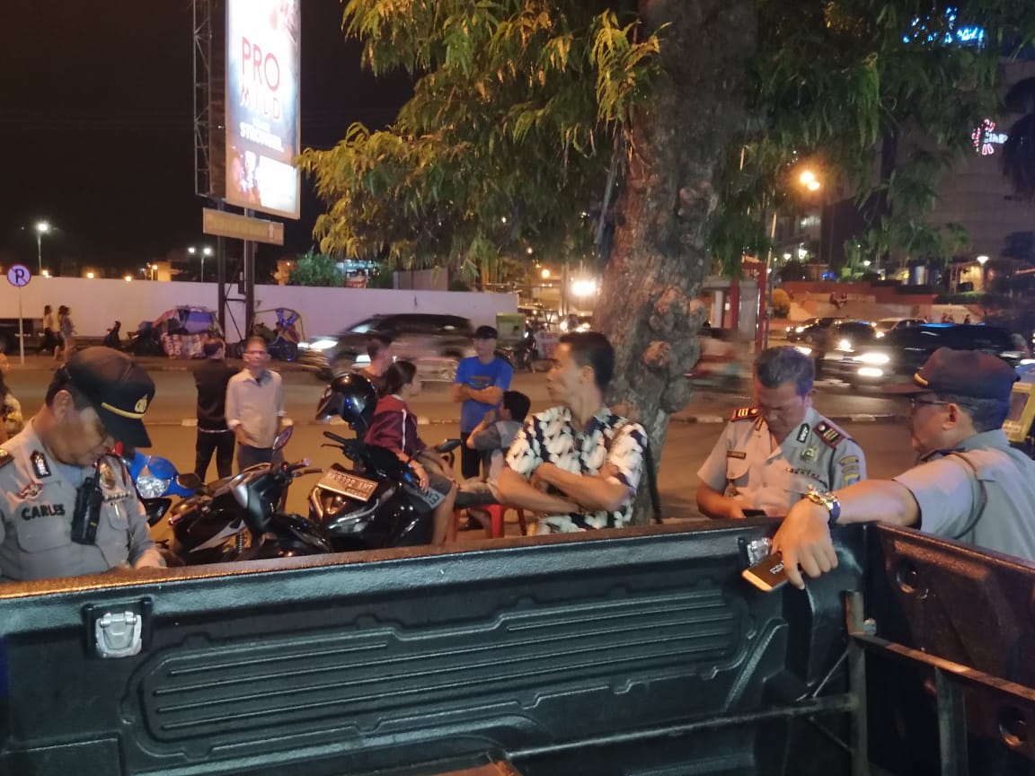 Waka Polsek Medan Baru Pimpin Penertipan PKL