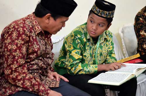 Aqsal berasal dari Pesantren Darul Quran Tembung