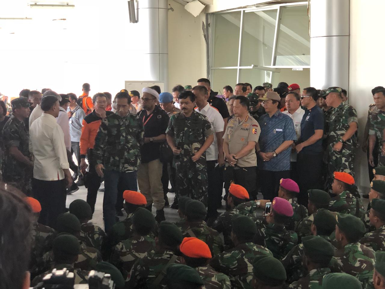 Presiden RI Joko Widodo Kungker ke Sulawesi Tengah Disambut Panglima TNI dan Kapolri