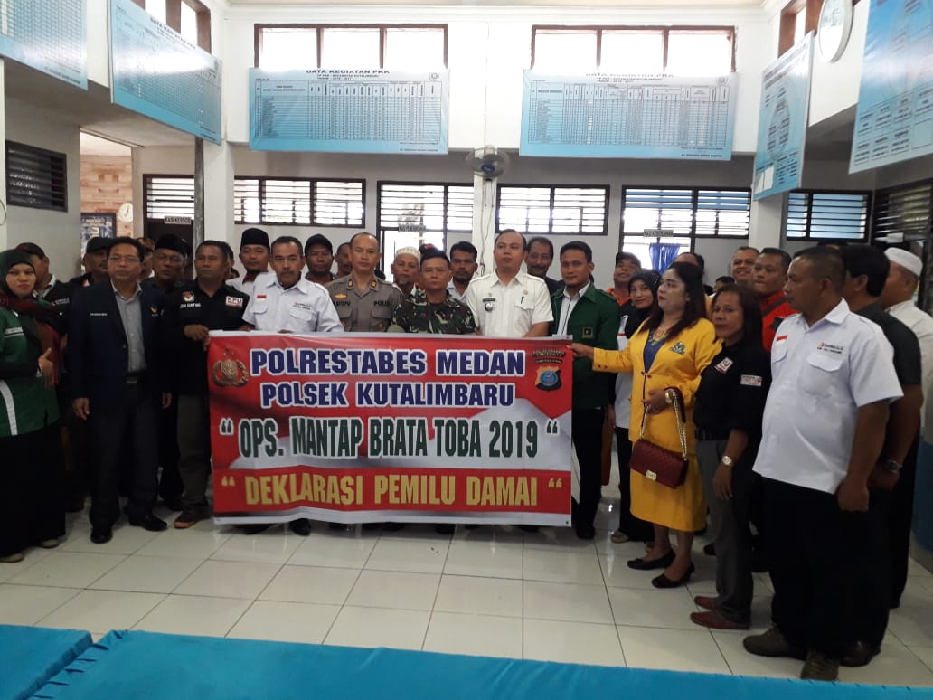 Polsek Kutalimbaru Bersama Muspika Deklarasi Pemilu Damai 2019