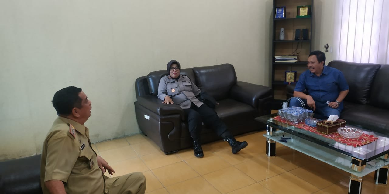 Kapolsek Medan Helvetia Siap Bantu Muspika Penertiban PKL dan Penjual Paket Pulsa HP