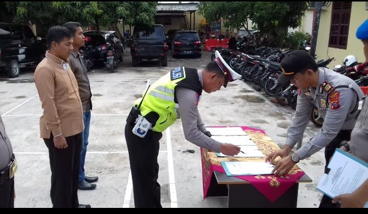 Personel Polsek Medan Helvetia Apel Penandatanganan Ikrar WBMB