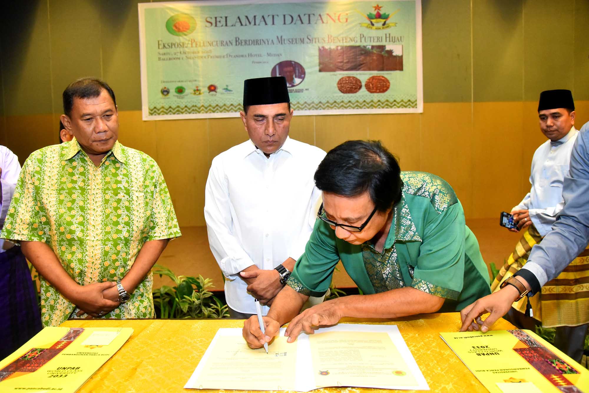 Ichwan Azhari : Benteng Puteri Hijau Titik Awal Kerajaan Aru