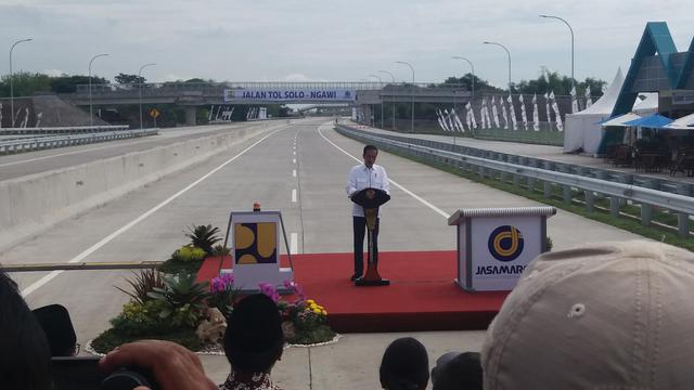 Presiden Joko Widodo Resmikan  Tol Sragen-Ngawi.