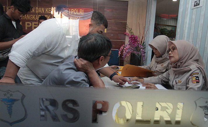 Tiga Istri Rebutan Uang Duka dari Satu Suami Korban Lion Air