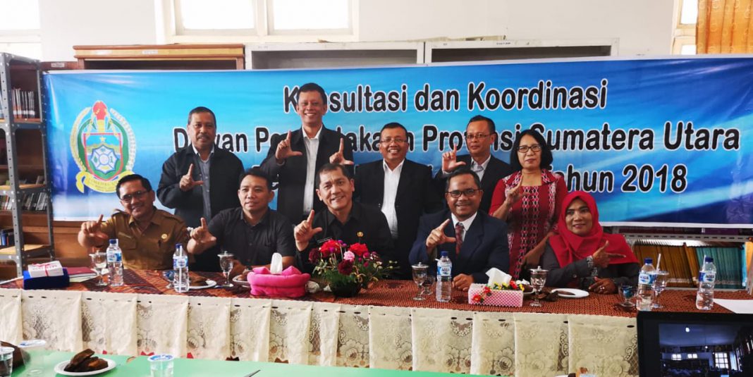 Terkelin Brahmana : Buku Adalah Jendela Dunia