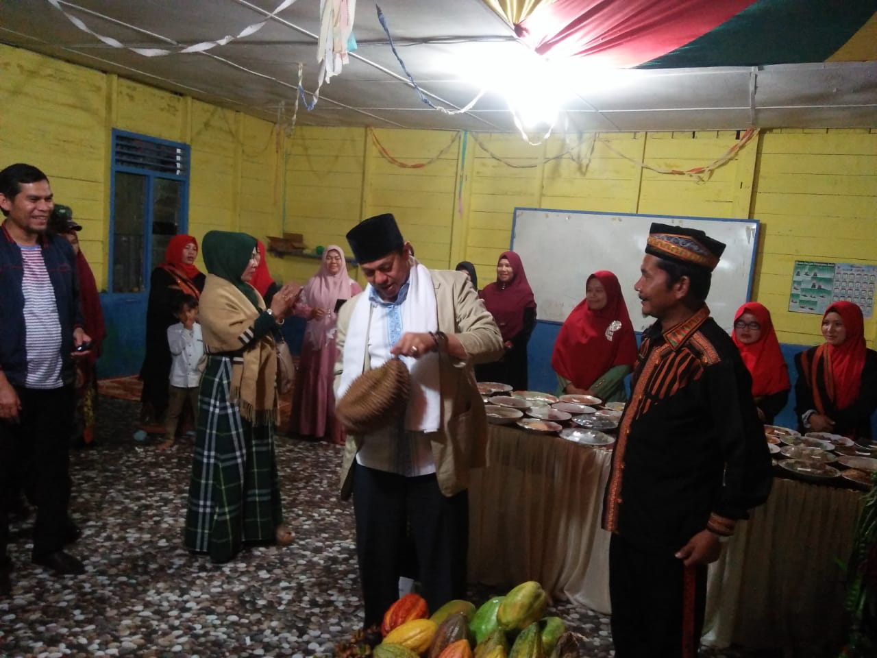 Camat Optimis Kampung Putri Betung Raih Juara