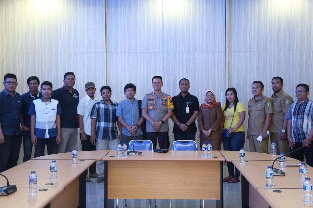 Kapolrestabes Medan, Tutup Pemilik Warnet yang Membandal