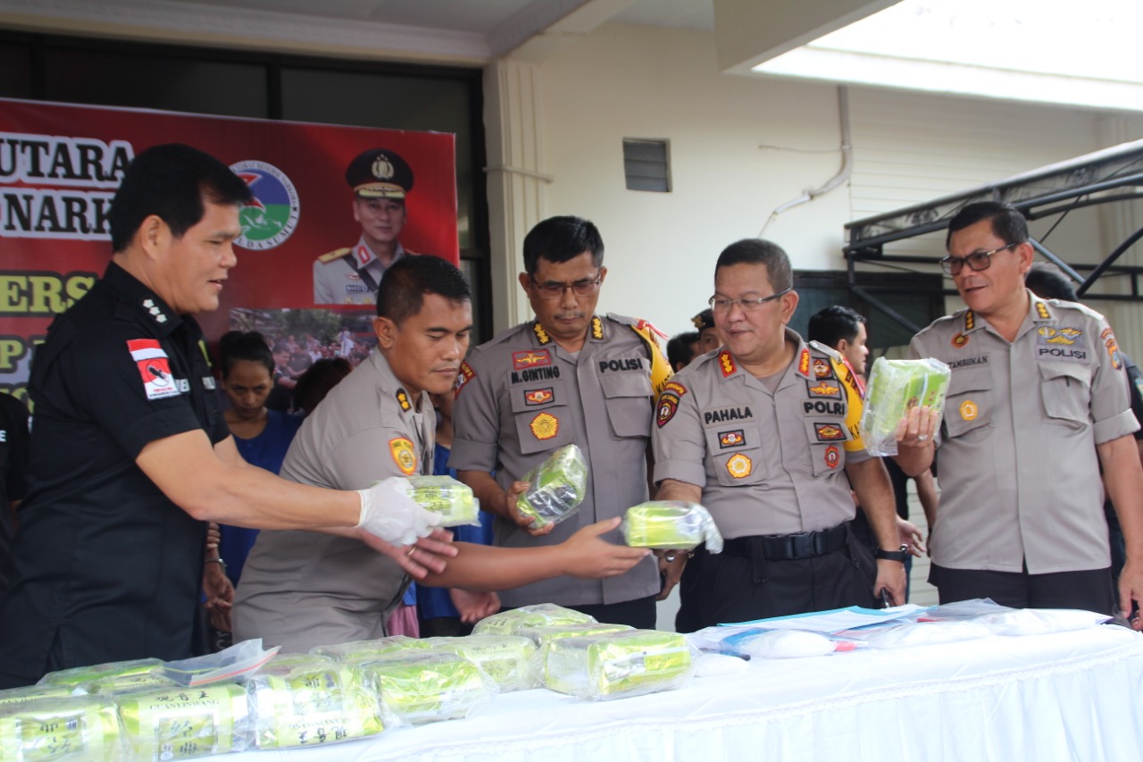 Dit Narkoba Polda Sumut Tangkap 12 Tersangka Kurir Sabu Jaringan Internasional, Barang Bukti 41,3 Kg Sab