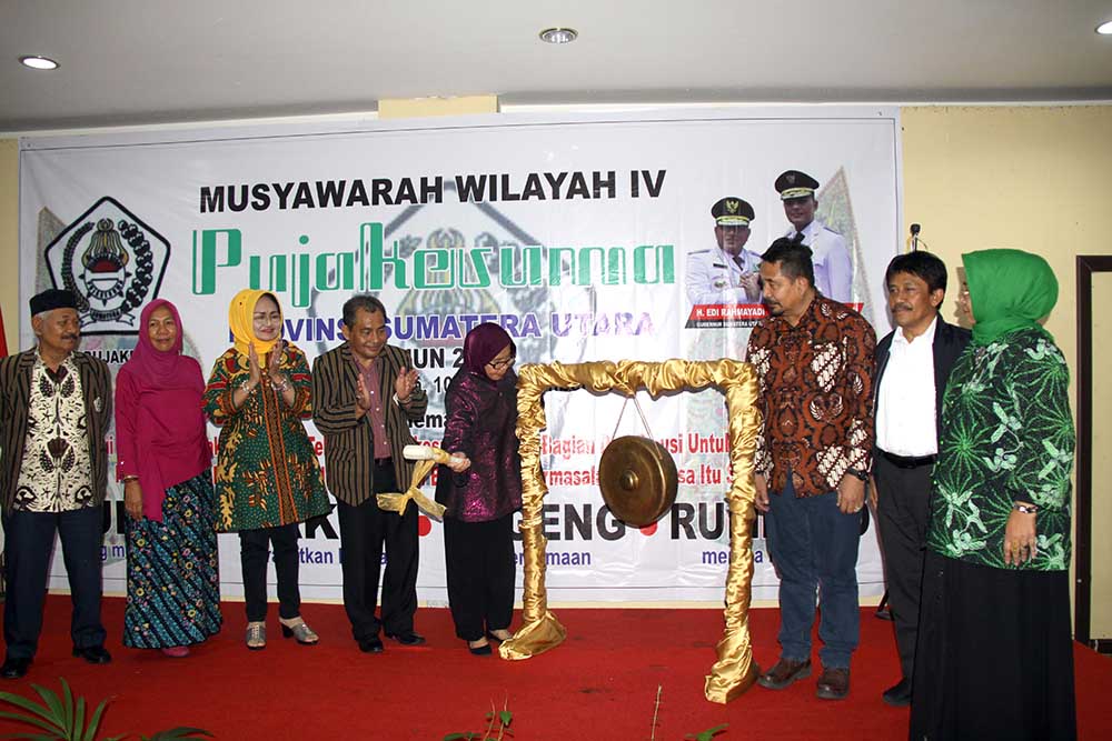 Sabrina : Pujakesuma Perkaya Keberagaman Suku Sumut Â 