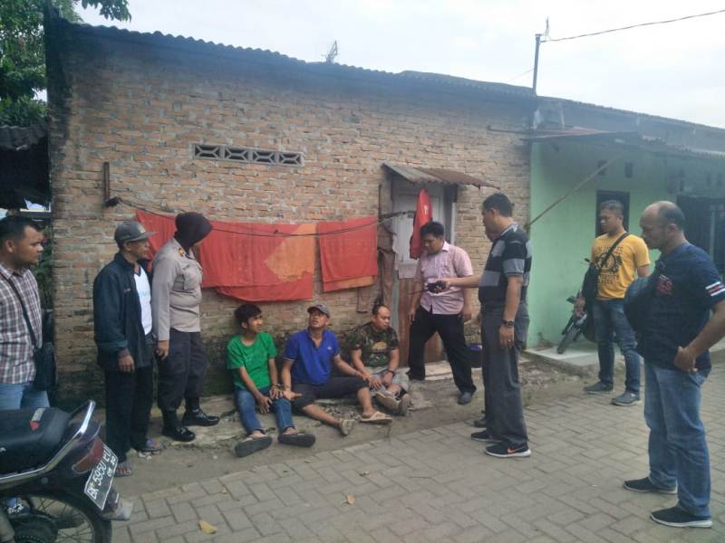 Polsek Delitua Grebek Kampung Narkoba, 3 Pengedar Berikut Barang Bukti Shabu DiamankanÂ 