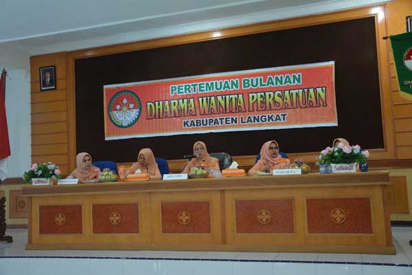 Pertemuan Bulanan DWP Langkat, Ny Indra: Sukseskan HUT Ke-57 Korpri