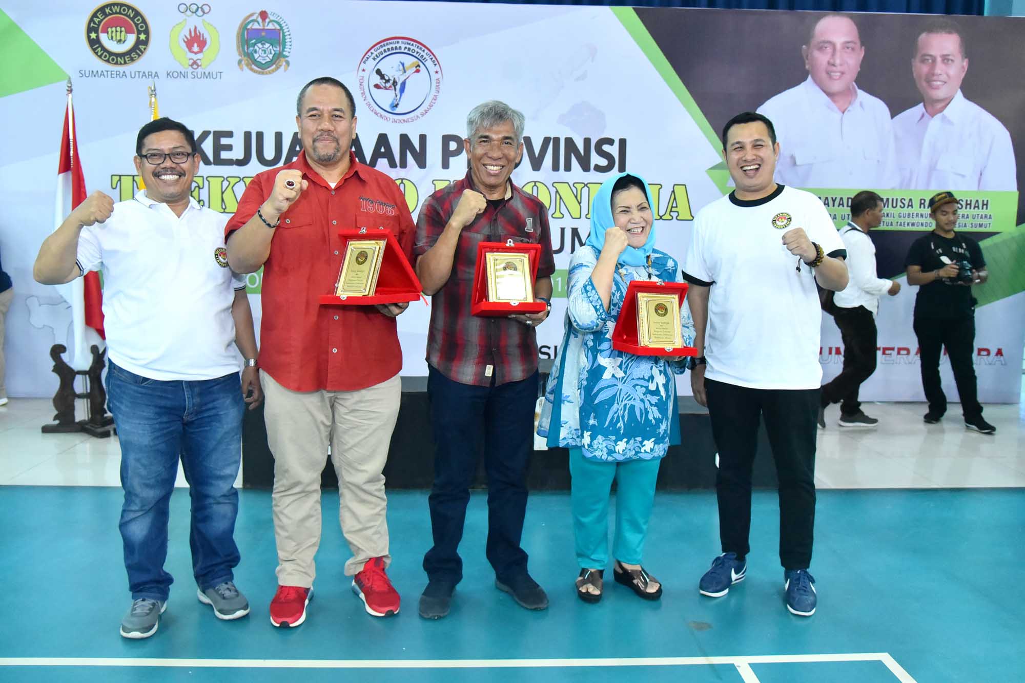 Kota Medan Juara Umum Taekwondo Piala Gubernur Sumut Â 