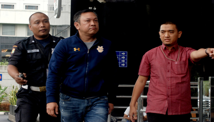 Bupati Pakpak Bharat Remigo Yolando Berutu Tiba di Gedung KPK