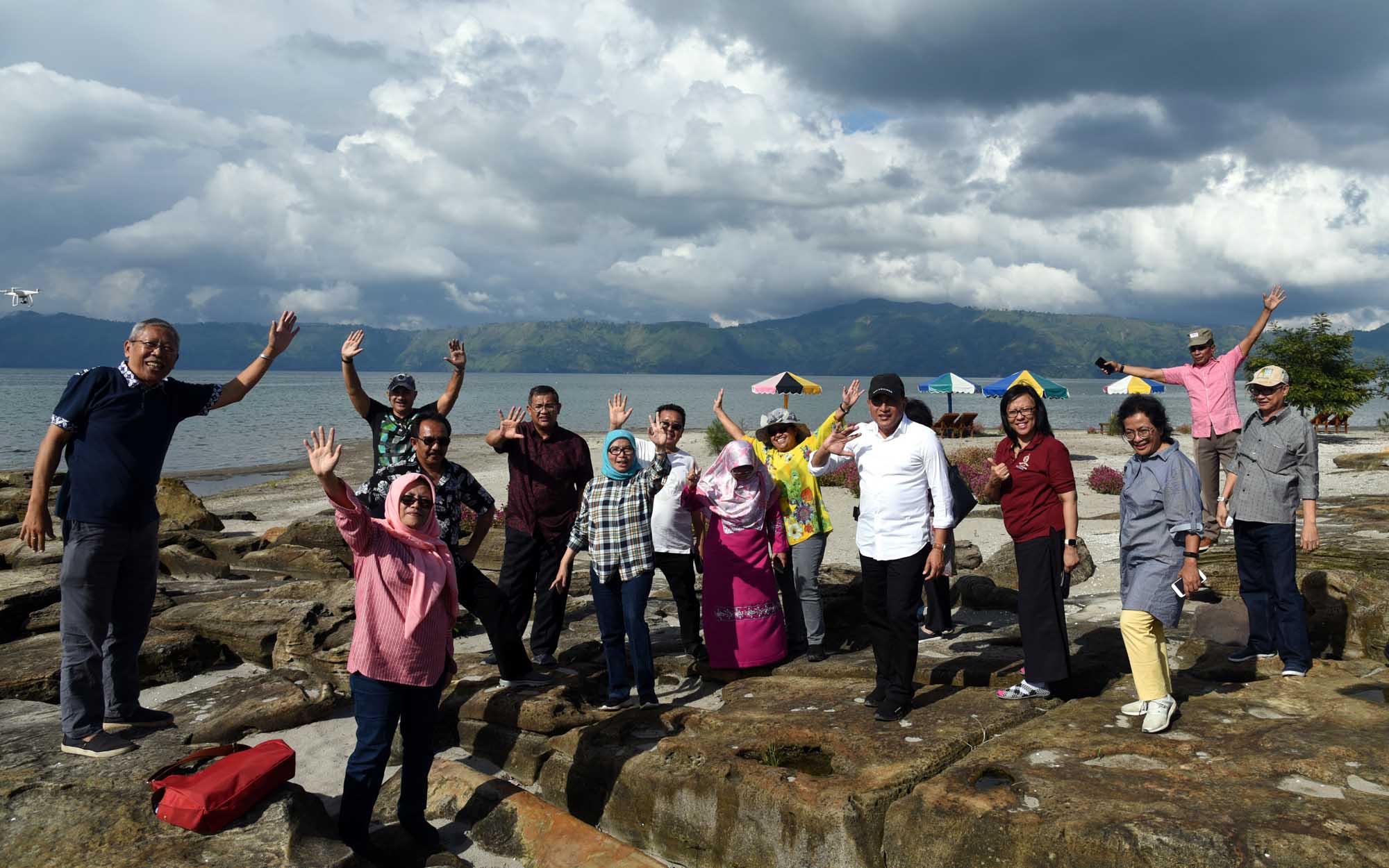 Pemprovsu Rangkul Alumni Lemhanas Kembangkan Pariwisata Danau Toba