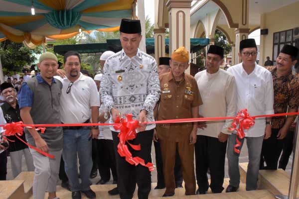 Wagubsu Resmikan Menara Masjid Husnul Hidayah Tanjung Gusta