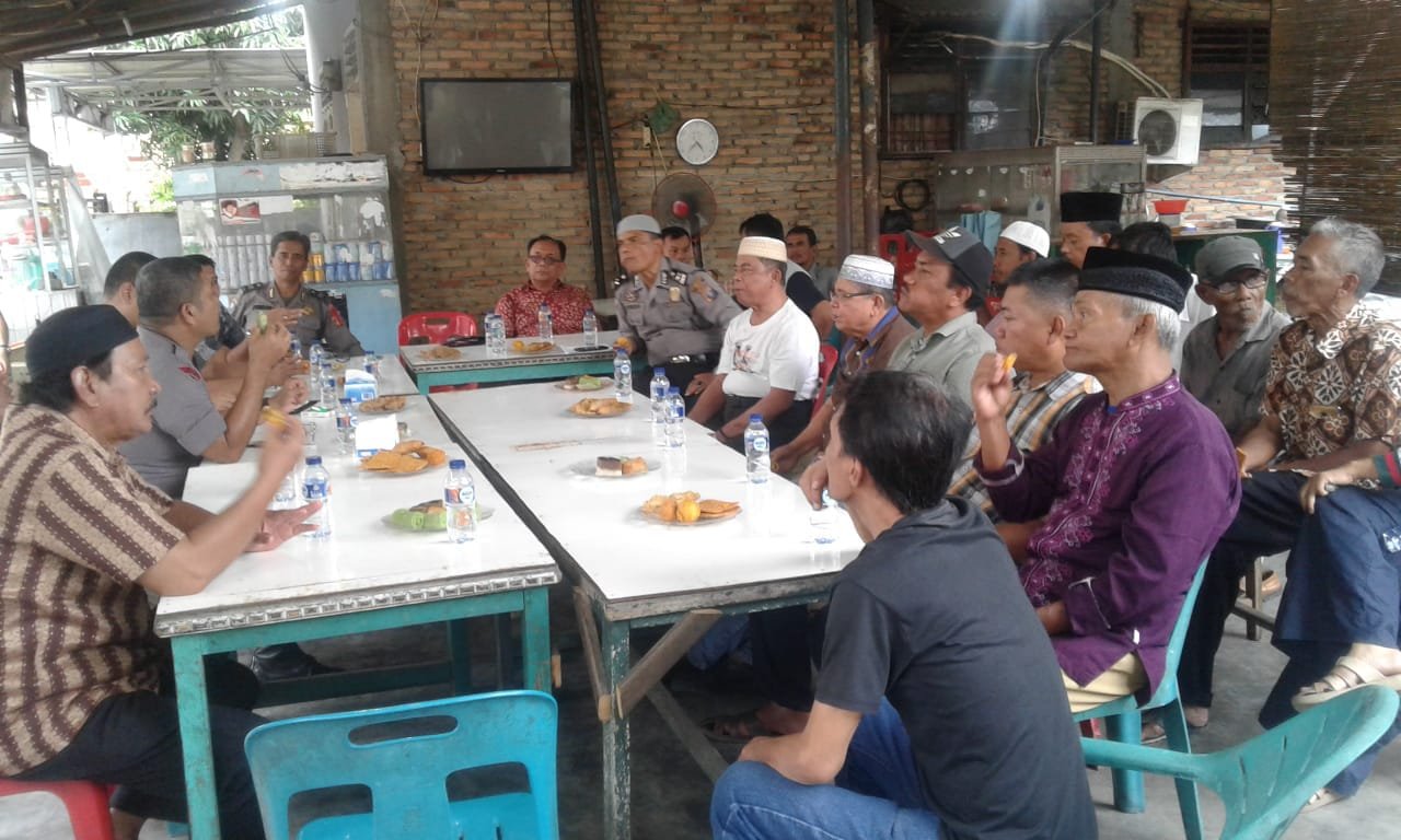 Ciptakan Situasi Kondusif, Kapolsek Medan Area Silaturahmi dengan Tokoh Masyarakat