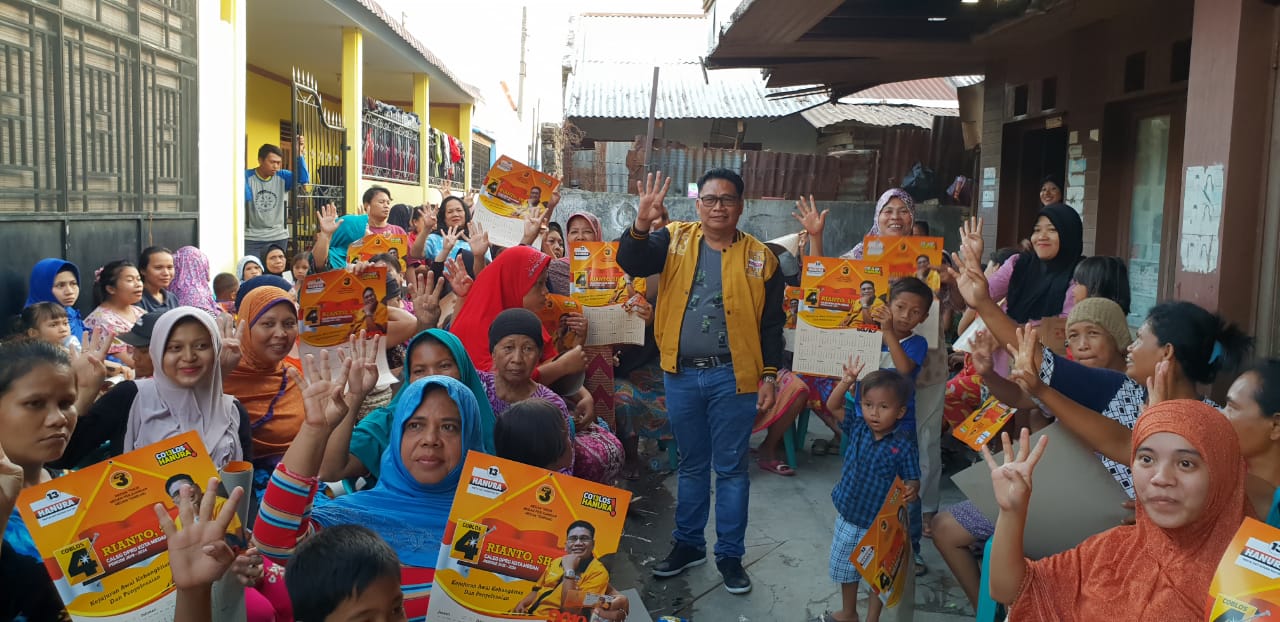 Rianto Ahgly SH Caleg DPRD Kota Medan Silaturahmi Kepada Ratusan Kaum Ibu