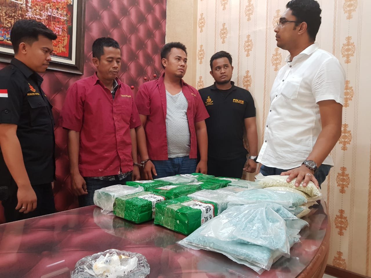 Polda Sumut Ringkus Dua Kurir Narkoba Jaringan Internasional, 12 Kg Shabu dan 37.082 Ekstasi Disita