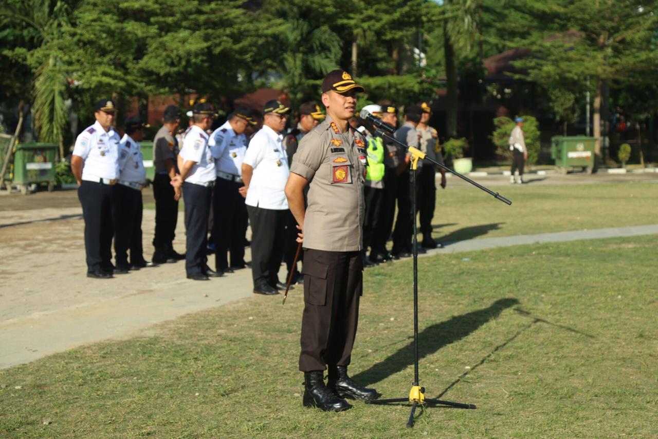 Kapolrestabes Medan Pimpin Apel Pam Pergantian Tahun, 3000 Personel Gabungan di Kerahkan