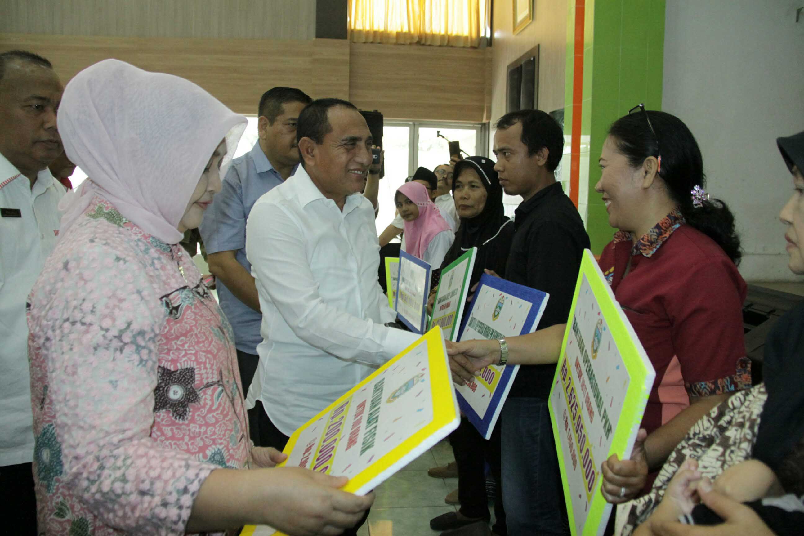 Sehari Bersama dengan 1000 Anak Panti Asuhan, Gubsu Komitmen Setop Kekerasan Terhadap Anak