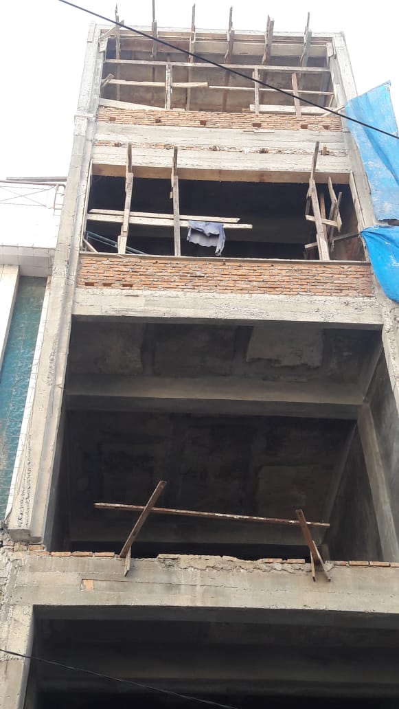 Jumarno Meregang Nyawa Jatuh Dari Ruko Lantai III