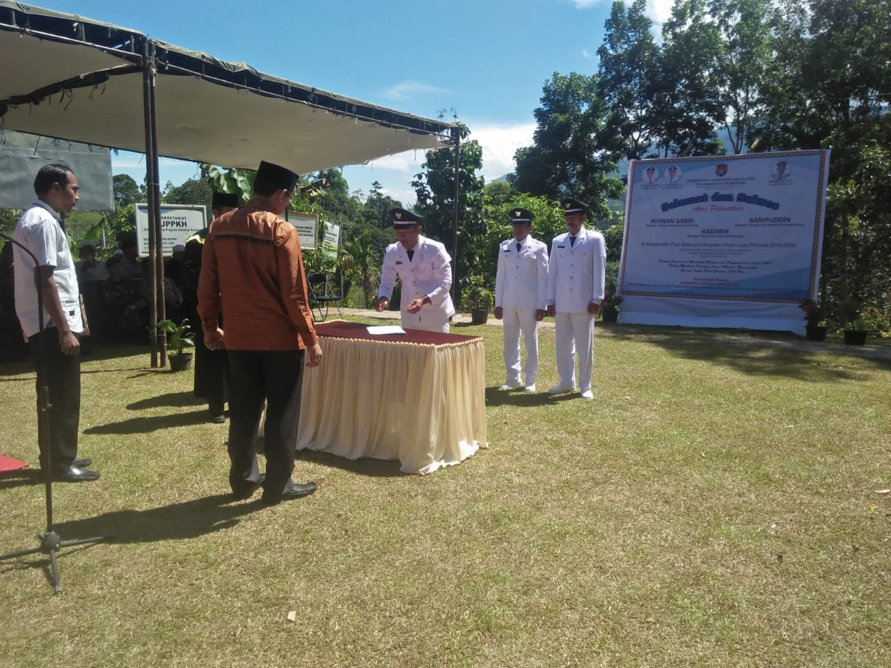 Awal Pertama Bupati Gayo Lues Lantik Tiga Pengulu