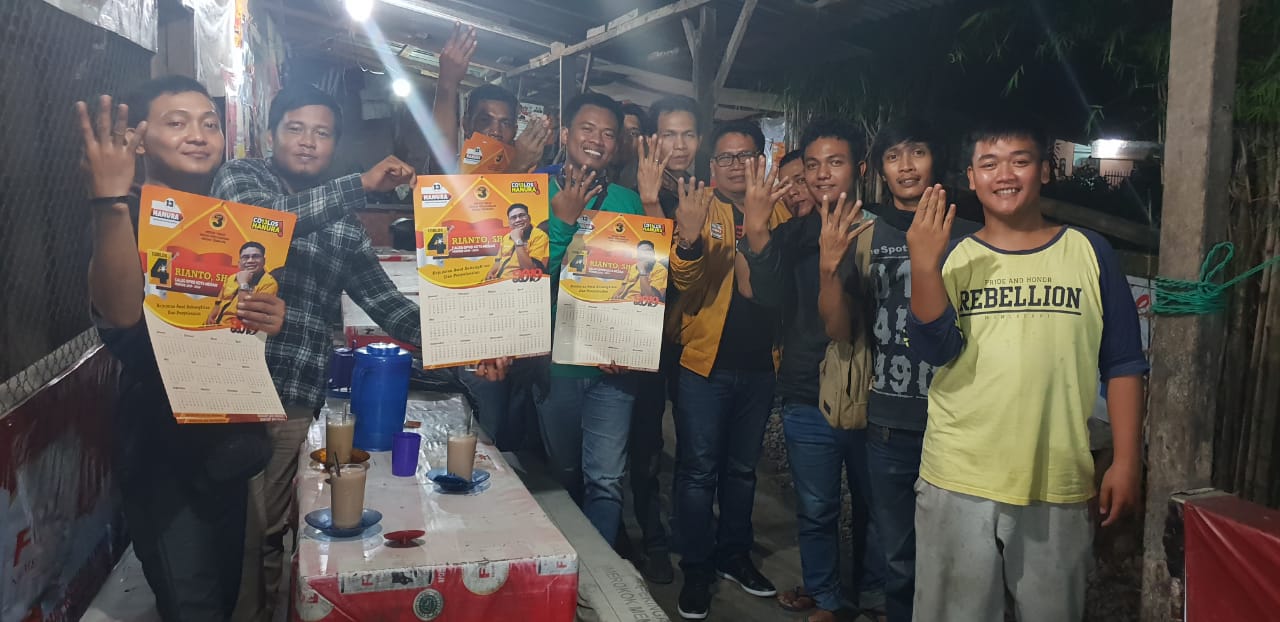 Masyarakat dan Komunitas Gojek/Grab Ambilok Dukung Rianto Jadi Wakil Rakyat