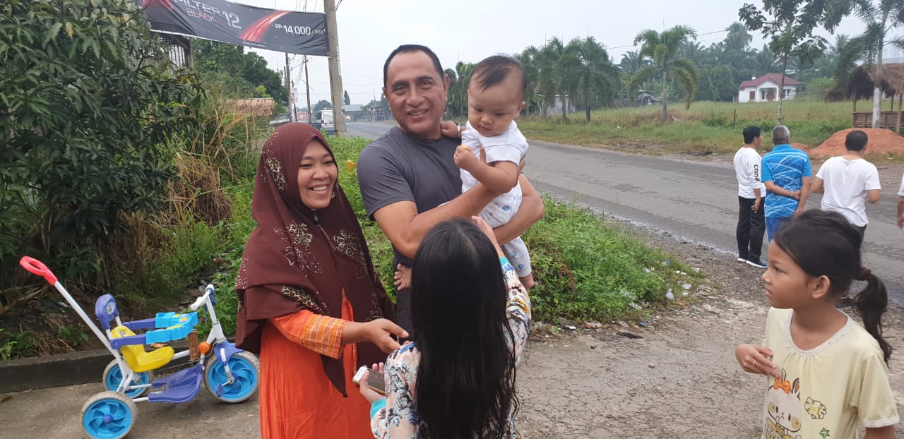 Warga di Gunung Tua Terharu Disamperin Gubsu Edy Rahmayadi