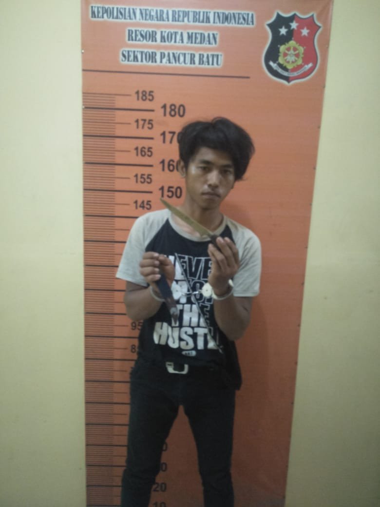 Tenteng Sajam, Sukardi Diamankan Pegasus Polsek Pancur Batu