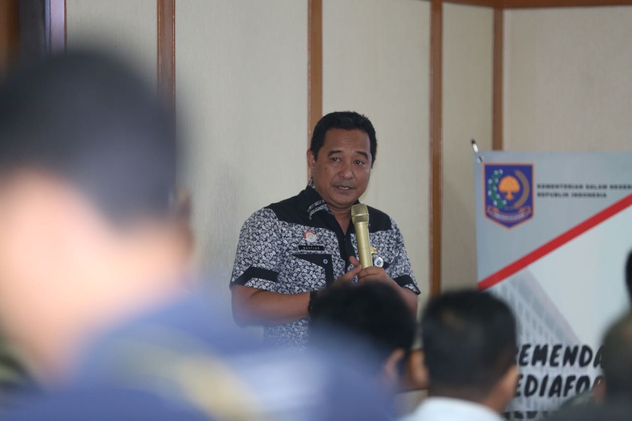 Tugas Utama Pemerintah Adalah Melayani Masyarakat