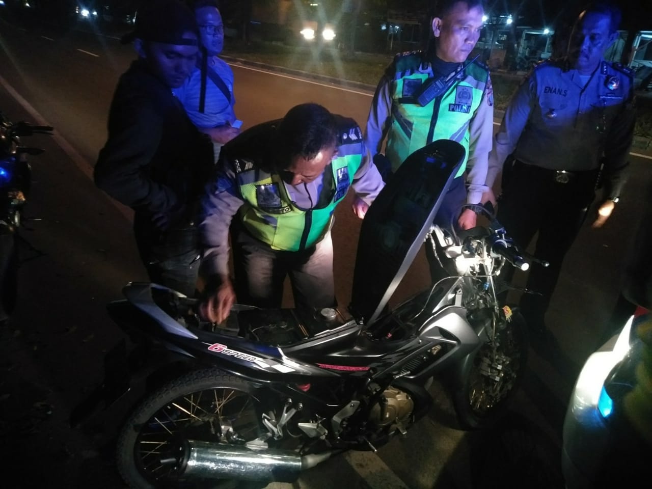 Cipta Kondisi yang kondusif Polsek Sunggal Gelar Patroli Skala Besar, 16 Unit R2 Diamankan
