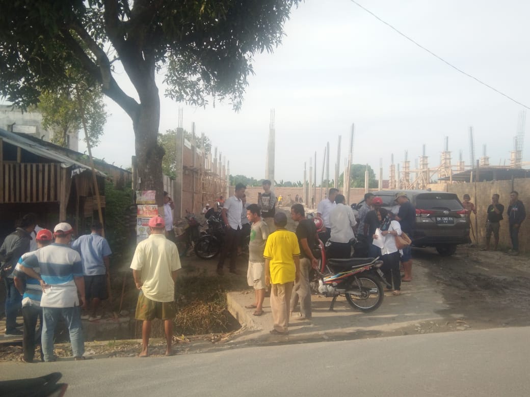 Bangunan Dusun III Sei Mencirim Diduga Tak Miliki SIMB