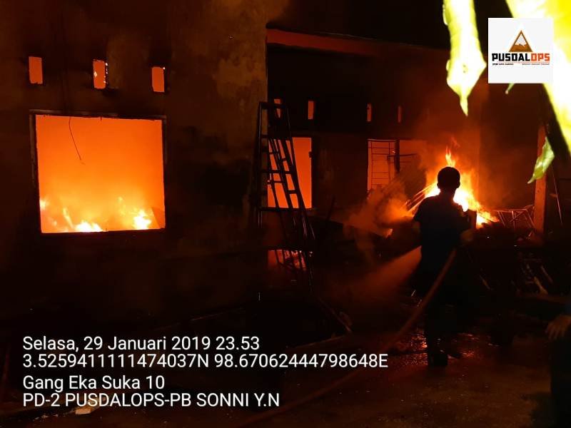 Usaha Dekorasi Pelaminan di Johor Ludes Terbakar